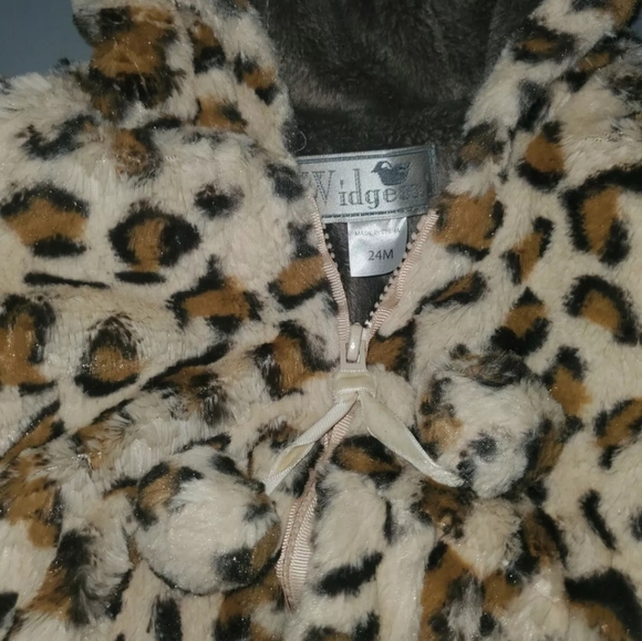 24 month girl widgeon faux fur leopard print coat with ears - Picture 2 of 2